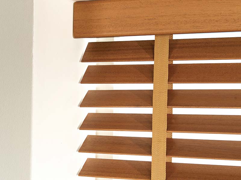 Wood Venetian Blind with tapes